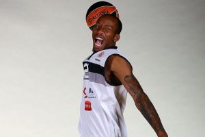 Tarence Kinsey'den k&ouml;t&uuml; haber!