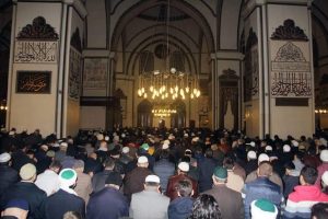 Bursa'da cuma namazında &Ouml;zgecan hutbesi