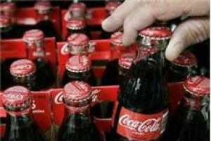 Tarihi iddia! Coca Cola'nın sır form&uuml;l&uuml; &ccedil;&ouml;z&uuml;ld&uuml;!
