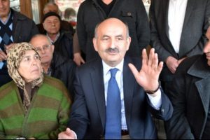 Bakan M&uuml;ezzinoğlu'ndan Polat'a ziyaret