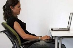 Duruş bozukluğu fıtık ediyor