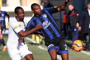 Bucaspor'da Nsaliwa ile ipler koptu