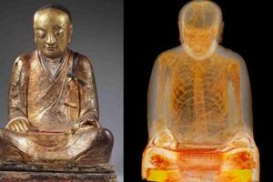 Bin yıllık Buda heykelinin i&ccedil;inde mumya bulundu