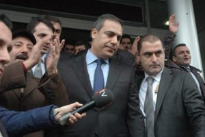Hakan Fidan, AK Parti Ankara İl Başkanlığını ziyaret etti
