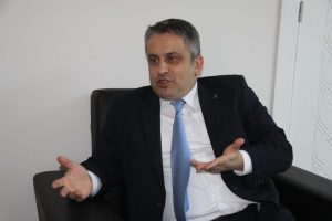 "İneg&ouml;l birden fazla vekili hak ediyor"
