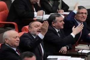 Meclis'te Şah Fırat operasyonu gerginliği!