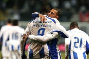 Porto Benfica'nın ensesine yapıştı!