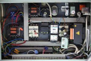 Olumsuz havalarda elektrikli cihazlara dikkat!