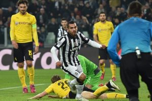 Juventus Dortmund'un bir adım &ouml;n&uuml;nde