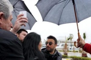 Tarkan'a makam aracı tartışma yarattı