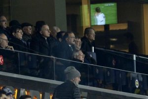 Aziz Yıldırım'dan futbolculara destek mesajı