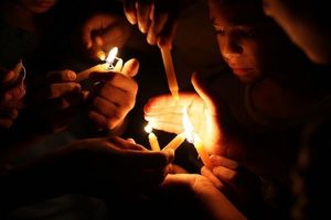 İsrail yine Filistinlilerin elektriğini kesti