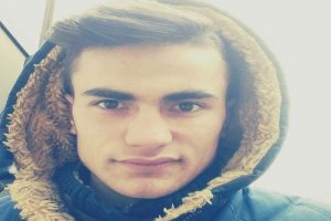 Halı saha ma&ccedil;ında kalp krizi ge&ccedil;irdi