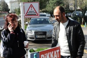 Bursa'daki vahşi cinayetin sorumlusuna tepki &ccedil;ığ gibi!