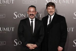 Russell Crowe, Leeds United'ı mı satın alıyor?