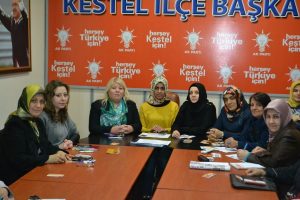 Kestelli kadınlardan &Ccedil;atal'a tam destek