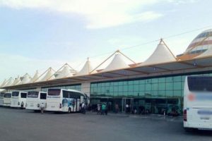 Bu ilde reşit olmayanlara otob&uuml;s bileti yasak