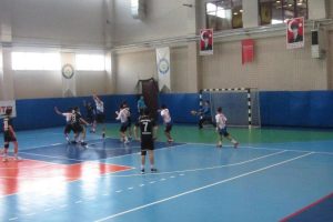 ANALİG hentbol &ccedil;eyrek final heyecanı başladı