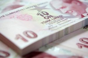 Emeklilere zam yolu a&ccedil;ılıyor