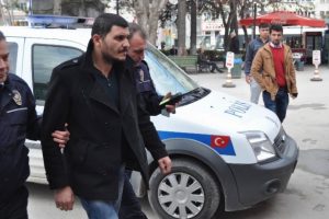 Yolcu alma kavgası kanlı bitti: 1 yaralı