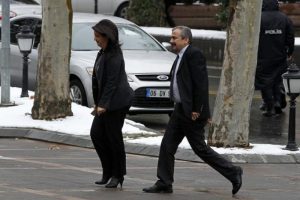 Buldan'dan Arın&ccedil;'a: "Bu arada B&uuml;lent Bey'e selamlar!"