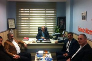 Yeni; "teşkilatın g&ouml;z&uuml;ndeki ışık 400 vekilin habercisi"