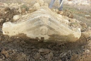 2 bin 500 yıllık lahit hırsızları yakalandı
