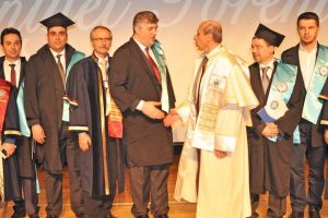 İTSO'nun 4 personeli y&uuml;ksek lisans yaptı