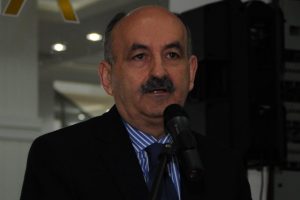 M&uuml;ezzinoğlu'ndan Cem Yılmaz'a: "Teşekk&uuml;r ederim"
