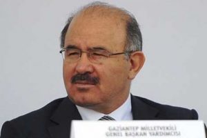 AK Parti'li &Ccedil;elik HDP'nin oy oranını a&ccedil;ıkladı