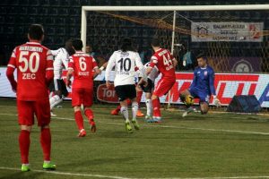 Balıkesirspor Kartal'dan puanı s&ouml;kt&uuml; aldı!