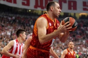Galatasaray, Aleks Maric'in s&ouml;zleşmesini uzatmadı