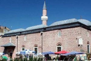Bulgaristan'da camiye ırk&ccedil;ı saldırı