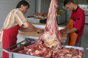 Kırmızı ette ithalat &ouml;nerisi
