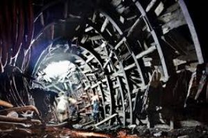 Ukrayna k&ouml;m&uuml;r madeninde patlama: En az 30 &ouml;l&uuml;