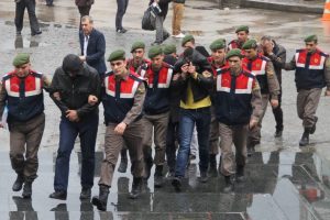 Bursa'da &ouml;l&uuml;mle biten kovalamacanın ş&uuml;phelilerine 'imza' cezası!
