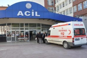 Okul s&uuml;t&uuml; i&ccedil;en 20 &ouml;ğrenci hastaneye kaldırıldı