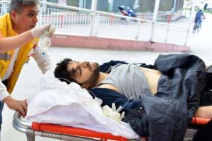'Yan baktın' kavgasında 1 &ouml;l&uuml; 2 yaralı