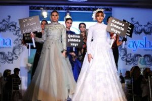 15 farklı dilde "Kadına şiddete hayır"