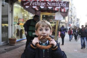 Bu simit satış noktasının aylık kirası 4 bin TL