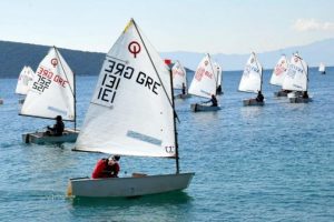 Optimistlerin m&uuml;cadelesi başladı