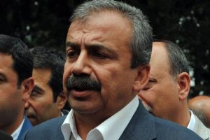 Vekil heyeti İmralı'ya gitti