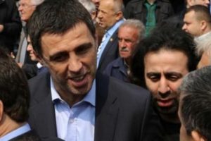 AK Parti'den istifa edenler yeniden milletvekili adayı olacak mı?