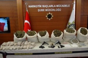 İstanbul'da uyuşturucu operasyonları