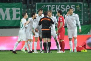 İlker Meral Bursaspor taraftarlarını &ccedil;ıldırttı!