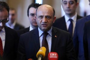 'Dolardaki y&uuml;kseliş ekonomi i&ccedil;in kalıcı bir tehdit değil'