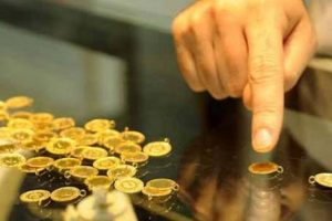 Altında dev &ccedil;&ouml;k&uuml;ş, &ccedil;eyrek saatler i&ccedil;inde eridi!