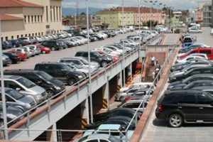 Otopark alanı &uuml;creti 15 bin lira