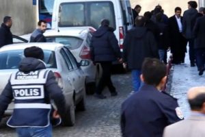 'Yasa dışı dinleme' operasyonunda 1 tutuklama