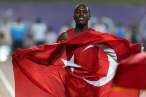 İlham Tanui &Ouml;zbilen, g&uuml;m&uuml;ş madalya kazandı